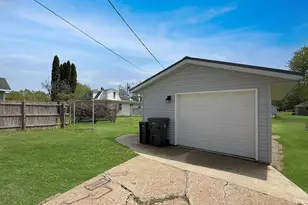 505 S Ash Ave, Marshfield, WI 54449 - Photo 6