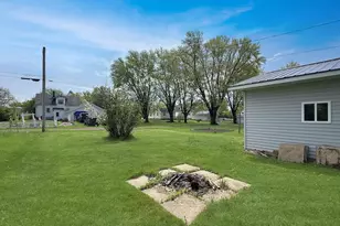 505 S Ash Ave, Marshfield, WI 54449 - Photo 4