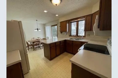 912 Duchac Street, Antigo, WI 54409 - Photo 6