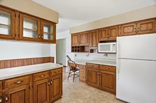 1121 Fairview Dr, Marshfield, WI 54449 - Photo 18