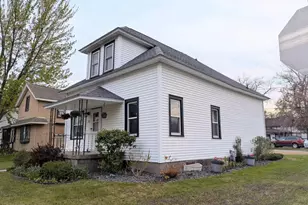 300 2nd St, Stevens Point, WI 54481 - Photo 2