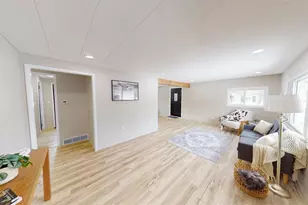 214 E 21st St, Marshfield, WI 54449 - Photo 12