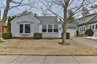 1907 Zimmerman Street, Wausau, WI 54403 - Photo 2