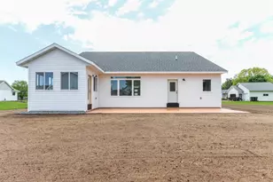 1030 Michele Ct, Port Edwards, WI 54469 - Photo 6