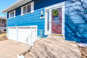 1216 Gilbert St, Wausau, WI 54403 - Photo 2