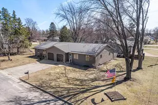 1110/1112 Goodnow Ave, Wisconsin Rapids, WI 54494 - Photo 2