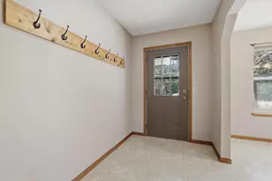 3600-3602 Yvonne Dr, Stevens Point, WI 54481 - Photo 4