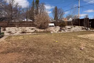 827 N 2nd Ave, Wausau, WI 54401 - Photo 22