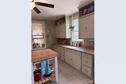 827 N 2nd Avenue, Wausau, WI 54401 - Photo 12