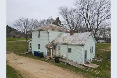 7045 Hamlet Avenue, Sparta, WI 54656 - Photo 2