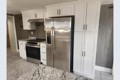 225 W 28th Street, Marshfield, WI 54449 - Photo 4