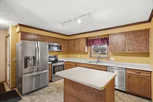 411 N Auburn Ave, Marshfield, WI 54449 - Photo 12