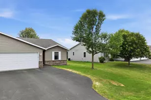 1709 N Hume Ave, Marshfield, WI 54449 - Photo 2