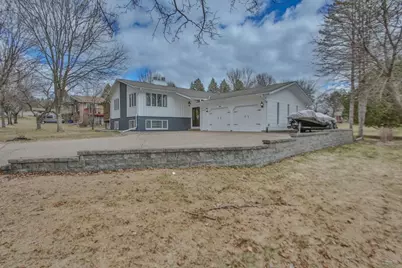 401 Lisbeth Road, Wausau, WI 54401 - Photo 2