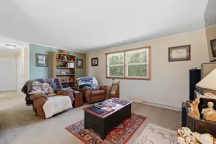 1561 Ojibwa Ln, Plover, WI 54467 - Photo 10