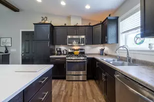 523 Evergreen Rd, Wausau, WI 54403 - Photo 8