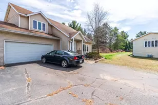 152690 Prairie View Cir, Wausau, WI 54401 - Photo 2
