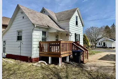 804 S Peach Avenue, Marshfield, WI 54449 - Photo 4