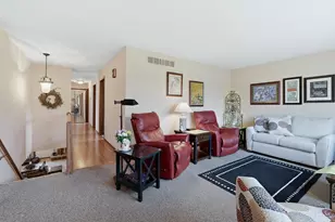 2601 Plover Springs Dr, Plover, WI 54467 - Photo 8