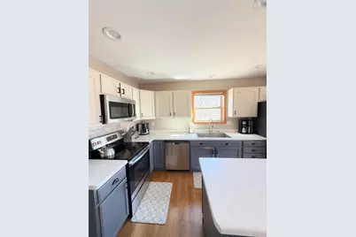 2135 Victor Lane, Kronenwetter, WI 54455 - Photo 8