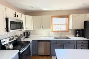 2135 Victor Ln, Kronenwetter, WI 54455 - Photo 8