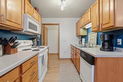 300 White Oak Avenue, Plover, WI 54467 - Photo 18