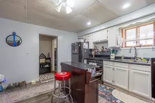 902 Elm St, Wausau, WI 54401 - Photo 10