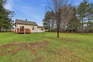 331 2nd St, Rosholt, WI 54473 - Photo 28