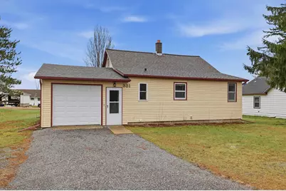 331 Second Street, Rosholt, WI 54473 - Photo 2
