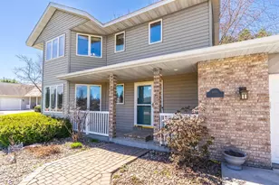 406 S Larch Ave, Marshfield, WI 54449 - Photo 2