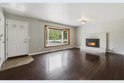 5219 Jordan Road, Stevens Point, WI 54482 - Photo 6