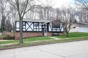 1203 Holub St, Wausau, WI 54401 - Photo 4