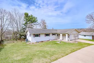 1225 Sunset Dr, Wausau, WI 54401 - Photo 36