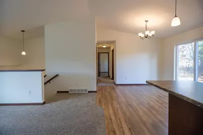 2204 S Cottonwood Avenue, Marshfield, WI 54449 - Photo 12