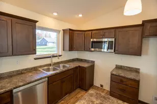 2204 S Cottonwood Ave, Marshfield, WI 54449 - Photo 14