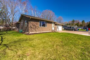 347 Church St, Birnamwood, WI 54414 - Photo 14