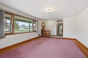 215 Willow St, Stevens Point, WI 54481 - Photo 8