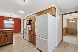 215 Willow St, Stevens Point, WI 54481 - Photo 12