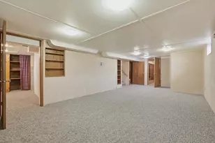215 Willow St, Stevens Point, WI 54481 - Photo 38