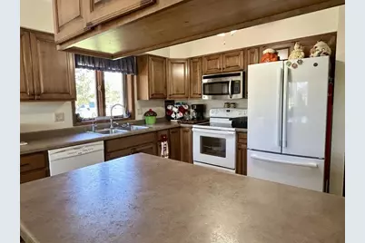 403 Bluebird Lane, Loyal, WI 54446 - Photo 10