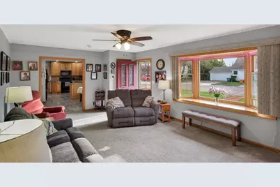 911 19th Street S, Wisconsin Rapids, WI 54494 - Photo 12