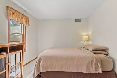 530 Canterbury Drive, Plover, WI 54467 - Photo 24