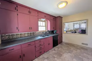 861 Lincoln St, Wisconsin Rapids, WI 54494 - Photo 2