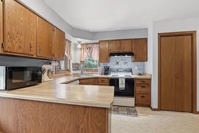 E2425 Lamplighter Lane, Waupaca, WI 54981 - Photo 22