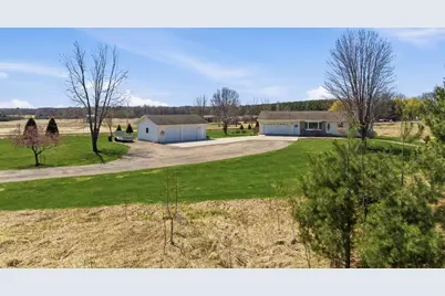 8917 S Washington Avenue, Marshfield, WI 54449 - Photo 2