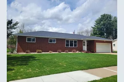 1608 S Palmetto Avenue, Marshfield, WI 54449 - Photo 2