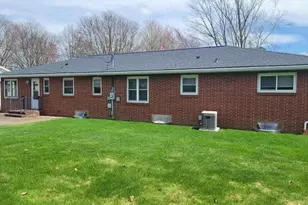 1608 S Palmetto Ave, Marshfield, WI 54449 - Photo 4
