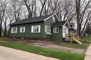306 Main St, Thorp, WI 54771 - Photo 30