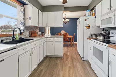 585 E McSloy Street, Gilman, WI 54433 - Photo 2