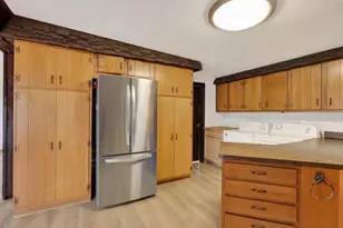 2011 Oak St, Wisconsin Rapids, WI 54494 - Photo 6